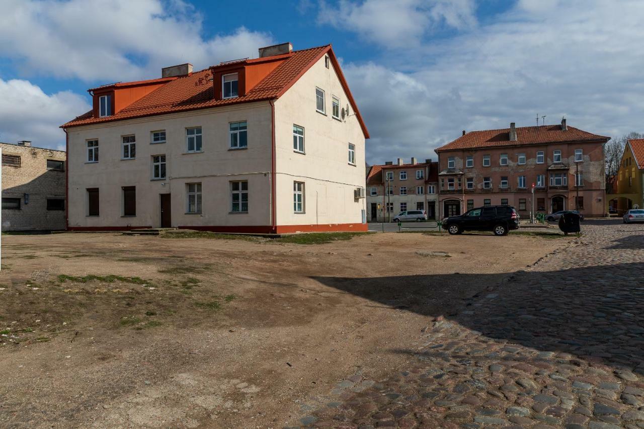 Compact Apartment Near Food Market In The Oldtown Plus Free Parking Клайпеда Экстерьер фото